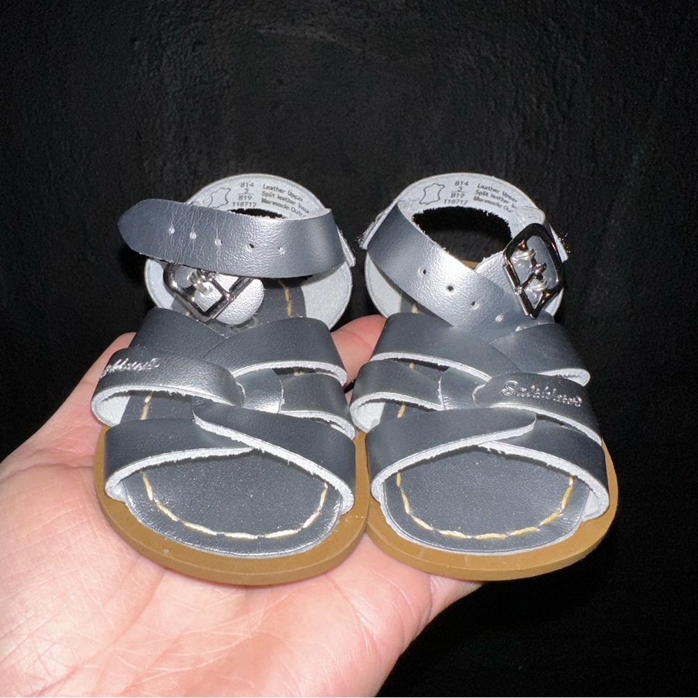Salt Water sandals NWOT 3